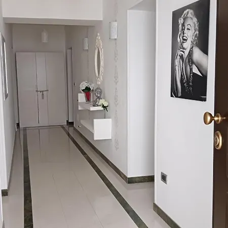 Marilyn Reggio Calabria